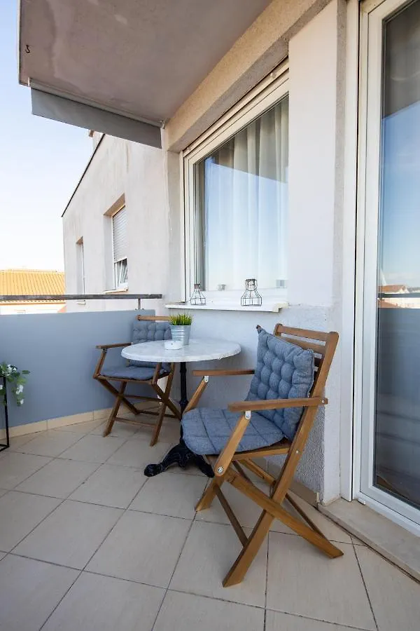 Apartamento Mialu Biograd Na Moru 0*,